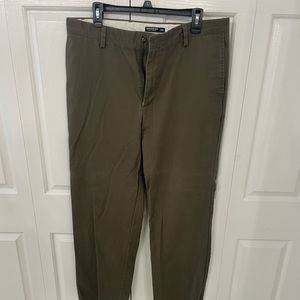 Dockers dark tan khaki